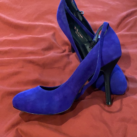 Never worn - Picture 2 of 3